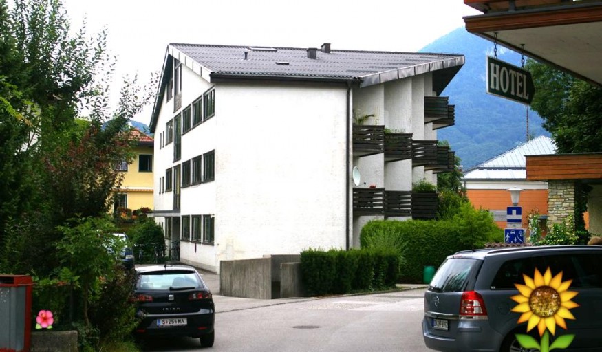 Gebäude